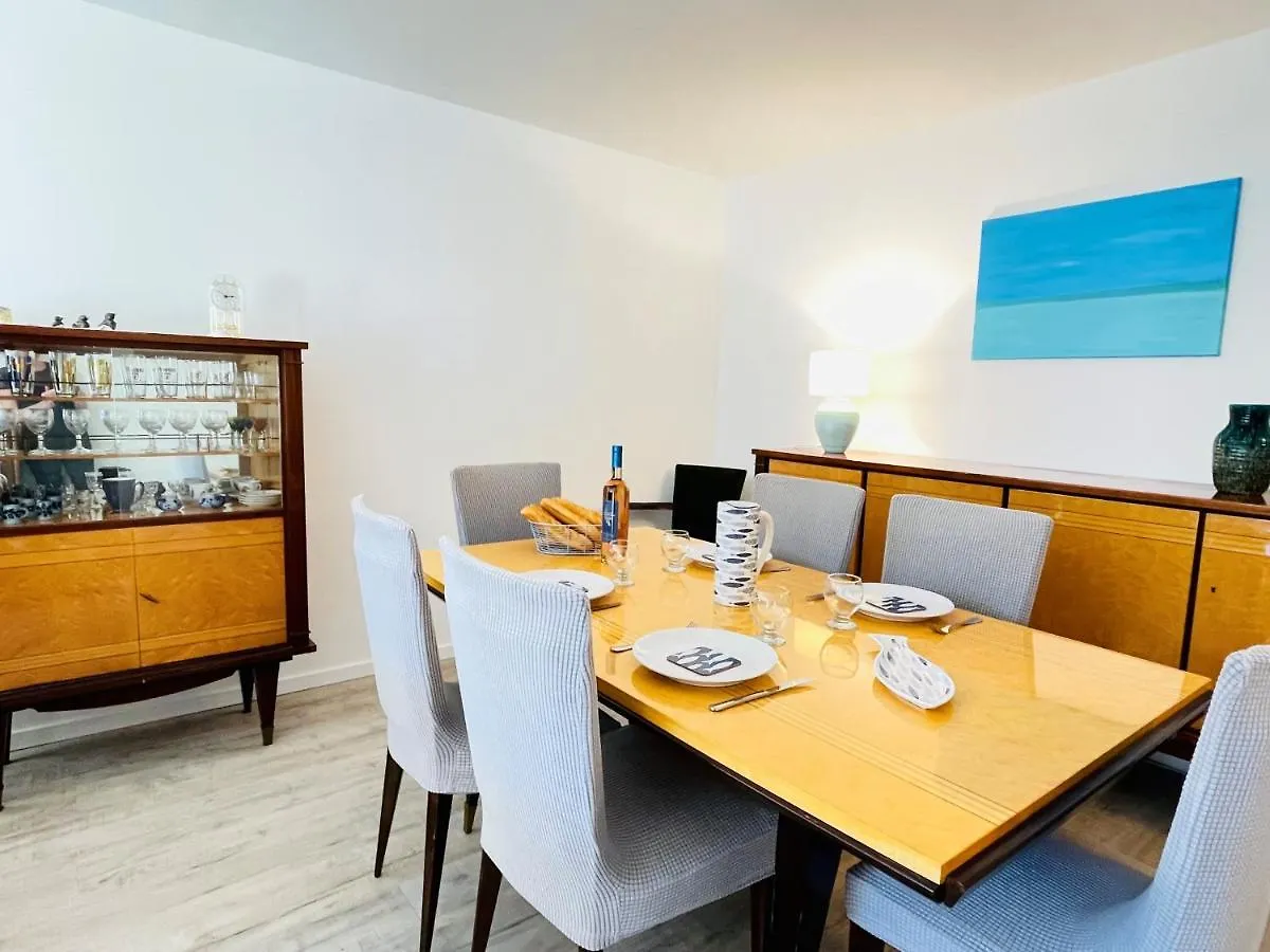 Apartment Tres Bel Appartement Face Au Port Santa -Piscine Saint-Raphael